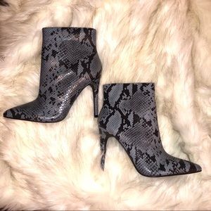 PrettyLittleThing Grey Snake Heeled Boots, NEW